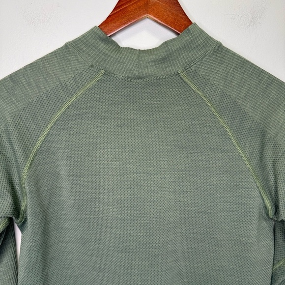 Lululemon Keep the Heat Thermal Long Sleeve Shirt Size Medium - Picture 8 of 13